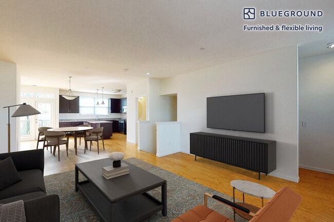 998 Stewart Ave in Garden City, NY - Building Photo - Building Photo