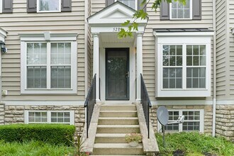 5280 Cross River Falls Blvd in Dublin, OH - Building Photo - Building Photo