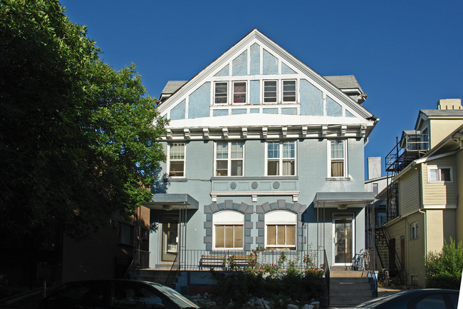 Rhonda in Denver, CO - Foto de edificio - Building Photo