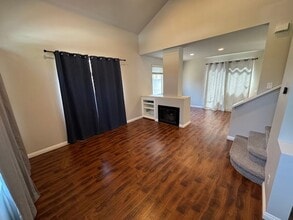 190 Calle De Los Ninos in Rancho Santa Margarita, CA - Building Photo - Building Photo