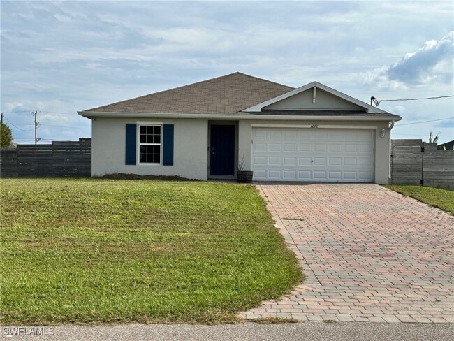 1242 NE 41st Terrace in Cape Coral, FL - Building Photo - Building Photo