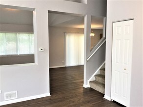 2631 Fairfax Ln in Lake In The Hills, IL - Building Photo - Building Photo