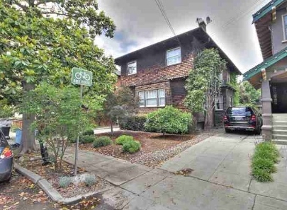 2703 Woolsey St in Berkeley, CA - Building Photo