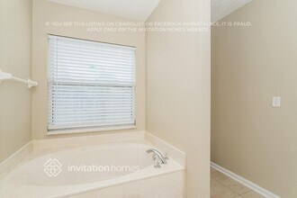 12302 Soaring Flight Dr, Unit 6308-301 in Jacksonville, FL - Foto de edificio - Building Photo