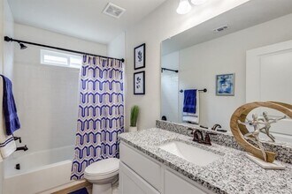 13814 Enzo Gate in San Antonio, TX - Building Photo - Building Photo