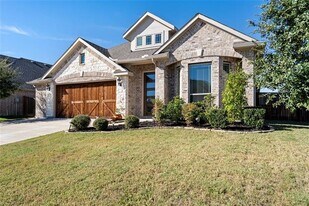 541 Marigold Dr in Midlothian, TX - Building Photo