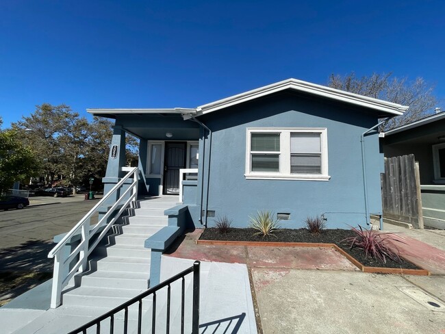 1090 16th St in Oakland, CA - Foto de edificio - Building Photo