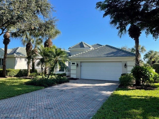23179 Foxberry Ln in Bonita Springs, FL - Building Photo