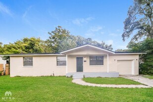 10535 Jolynn Rd in Jacksonville, FL - Building Photo