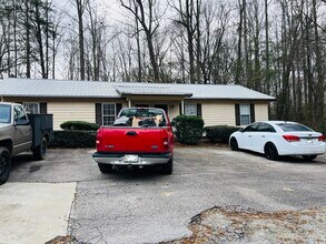 107 Timberlane St, Unit Duplex #3 in Homer, GA - Foto de edificio - Building Photo