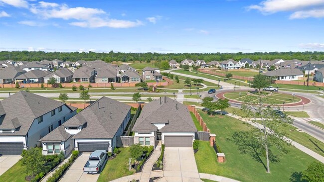 1963 Waters Branch Dr in Sienna, TX - Building Photo - Building Photo