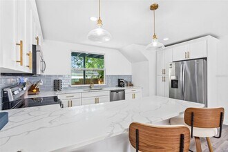 2201 50th Ave N in St. Petersburg, FL - Building Photo - Building Photo