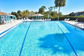 1550 NE 13th Terrace in Jensen Beach, FL - Building Photo - Building Photo