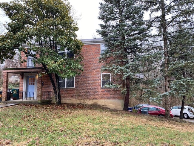 property at 533 Riddle Crest Ln