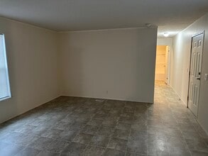 2251 Wellington Green Dr in Clarksville, IN - Building Photo - Building Photo