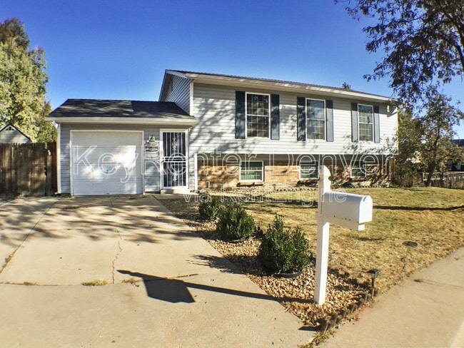 property at 16597 E Lasalle Pl