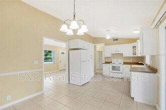 612 Lake Ned Rd in Winter Haven, FL - Building Photo - Building Photo