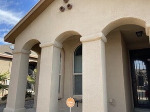 2120 William Woolverton in El Paso, TX - Building Photo - Building Photo