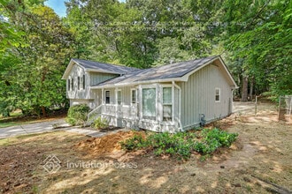 643 Jason Ct in Stone Mountain, GA - Building Photo - Building Photo
