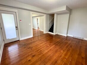 704 Coit Ave NE in Grand Rapids, MI - Building Photo - Building Photo