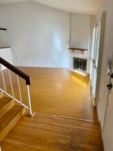 6031 Lindley Ave, Unit 23 in Tarzana, CA - Building Photo - Building Photo