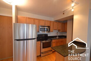 4180 N Marine Dr in Chicago, IL - Building Photo