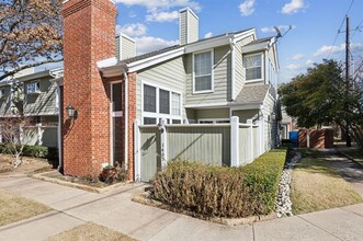 6220 Bentwood Trail in Dallas, TX - Building Photo - Building Photo