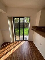 22731 SW 88th Pl, Unit 106 in Cutler Bay, FL - Building Photo