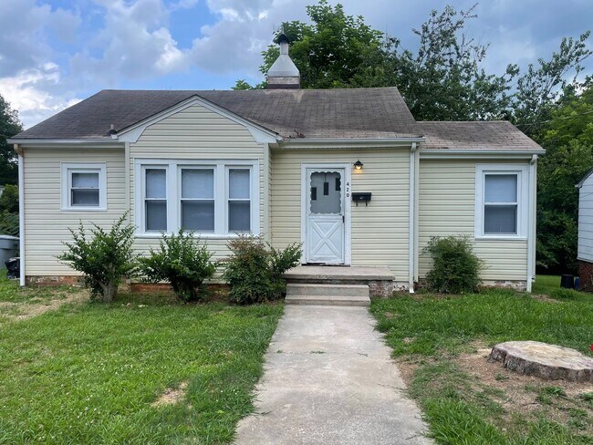 420 N Elm St in Asheboro, NC - Building Photo - Building Photo
