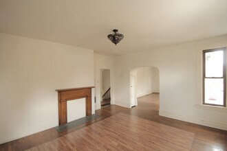 201 Franklin Ave, Unit 2 in Pittsburgh, PA - Building Photo - Building Photo