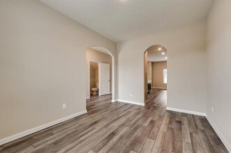 1919 Dahlia Way in Princeton, TX - Building Photo - Building Photo