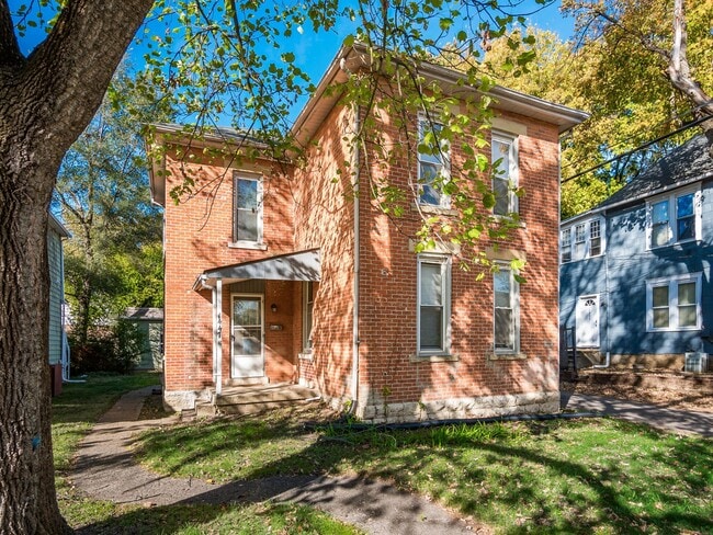 property at 1447 Hunter Ave