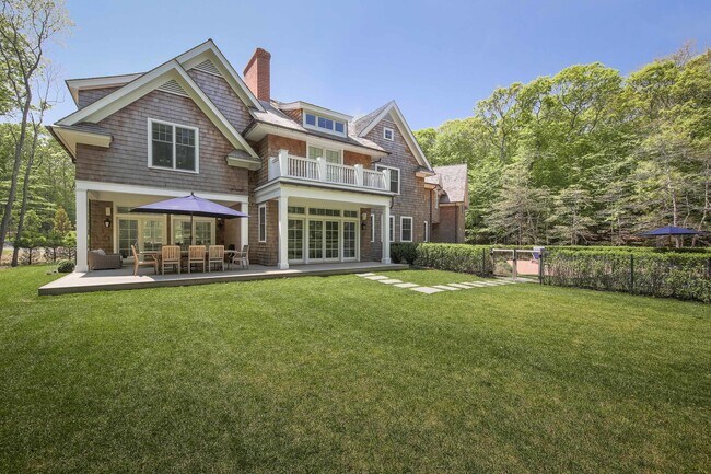 26 Golf Club Dr in Amagansett, NY - Building Photo - Building Photo