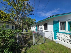 3443 NE 3rd Ave in Oakland Park, FL - Building Photo - Building Photo