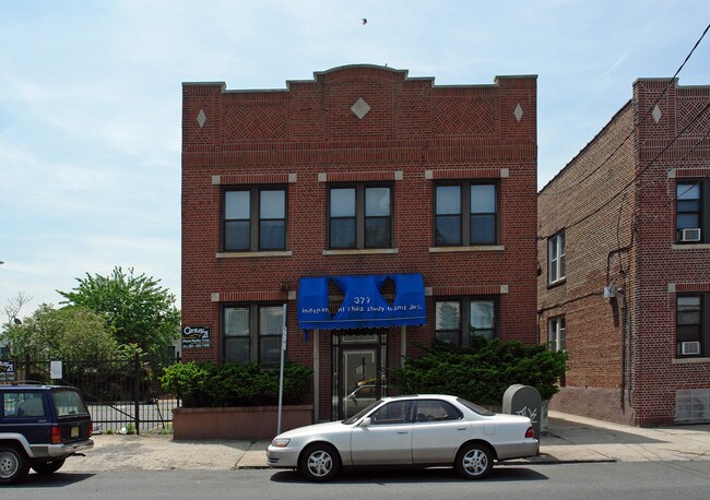 377 Danforth Ave in Jersey City, NJ - Building Photo - Building Photo