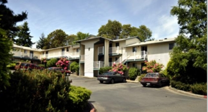 Rhododendron Apartments in Bainbridge Island, WA - Building Photo - Building Photo