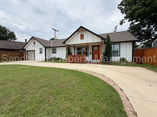 property at 226 S Harvard Ave