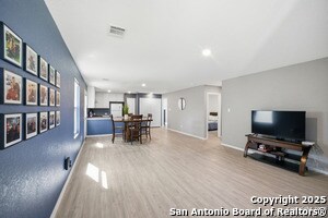 14734 Saw Ml in San Antonio, TX - Building Photo - Building Photo