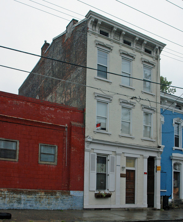 1628 Walnut St in Cincinnati, OH - Building Photo