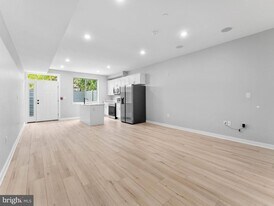 1682 N 54th St in Philadelphia, PA - Building Photo