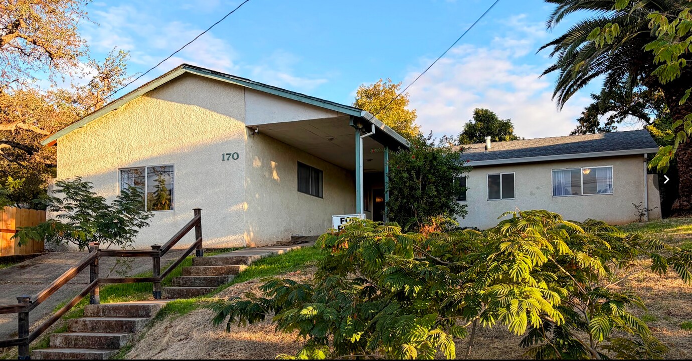 170 Westelle Dr in Oroville, CA - Building Photo