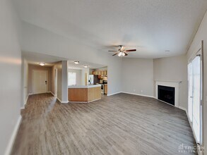 8 Magnolia Bay Ct in Columbia, SC - Building Photo - Building Photo