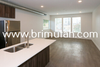 945 Washington St in Salt Lake City, UT - Building Photo - Building Photo
