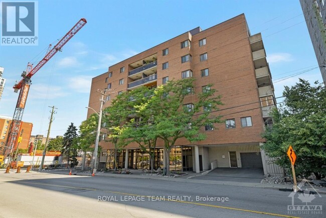 191-191 Parkdale Ave in Ottawa, ON - Building Photo - Building Photo