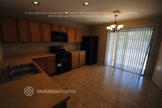 15429 W Cameron Dr in Surprise, AZ - Building Photo - Building Photo