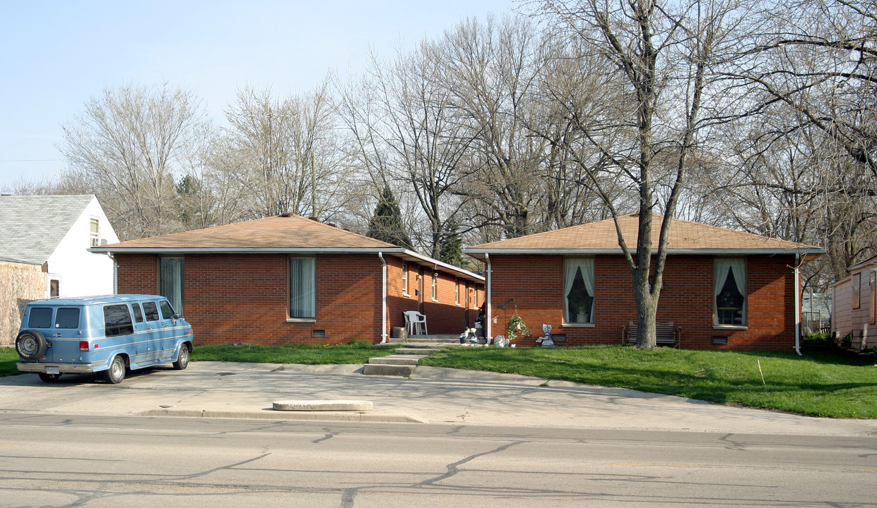 2538-2540 W Memorial Dr in Muncie, IN - Foto de edificio