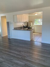 158 E Ramona St in Ventura, CA - Building Photo - Building Photo