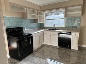 741 Barron Dr in Clarkesville, GA - Building Photo - Building Photo