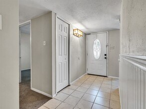 17323 Glenpatti Dr in Houston, TX - Building Photo - Building Photo