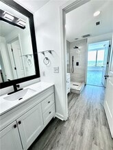3338 Peachtree Rd NE in Atlanta, GA - Building Photo - Building Photo